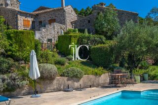  Villa à vendre 12 pièces 363 m²