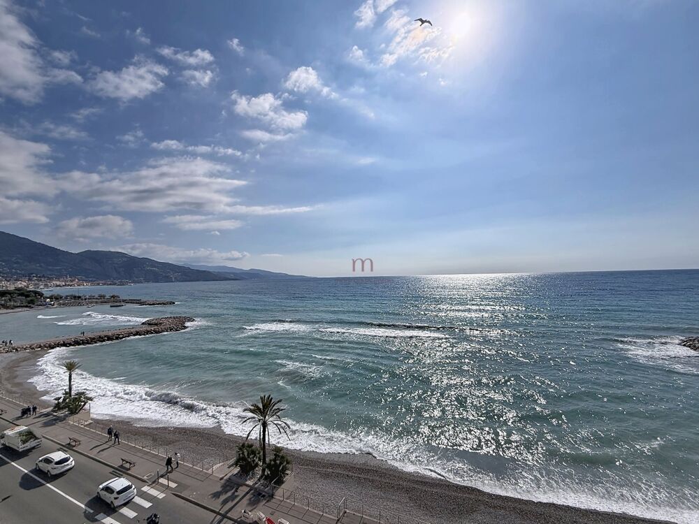 � vendre  Appartement Roquebrune-Cap-Martin (06190)