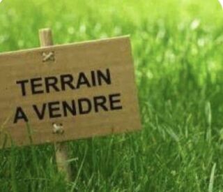  Terrain à vendre 933 m²