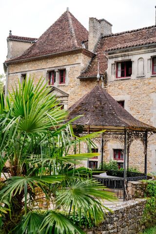  Propri�t�/ch�teau � vendre 15 + pi�ces 1200 m�