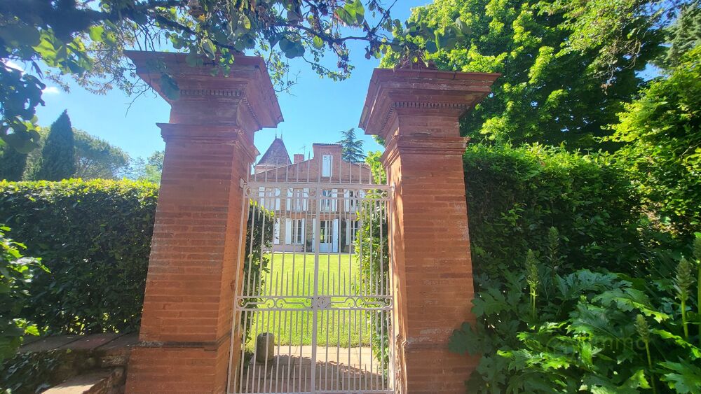 Maison 15 pièces 350 m² · à Caraman · 350 m² · 1 075 000 €