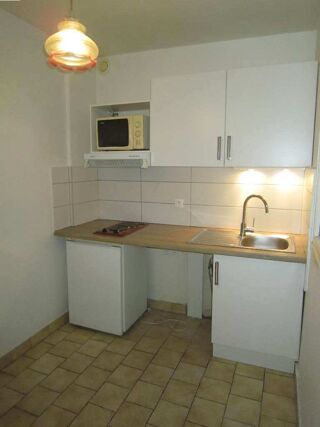  Appartement à louer 1 pièce 38 m²