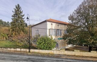 Immeuble à vendre 15 + pièces 370 m² Javerlhac-la-chapelle-saint-robert
