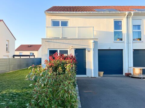   Maison Maison - 4 pi�ce(s) - 91 m�