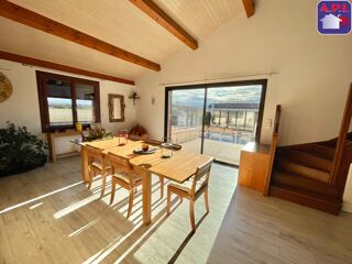  Villa à vendre 6 pièces 216 m²