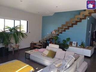  Villa à vendre 6 pièces 168 m²