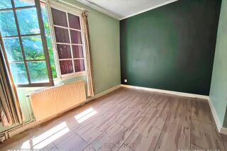  Maison � vendre 10 pi�ces 242 m�