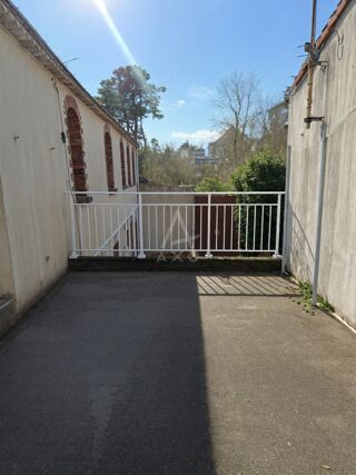  Immeuble à vendre 200 m²