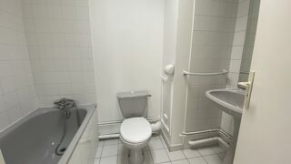  Appartement à louer 1 pièce 34 m²