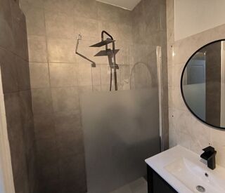  Immeuble à vendre 147 m²