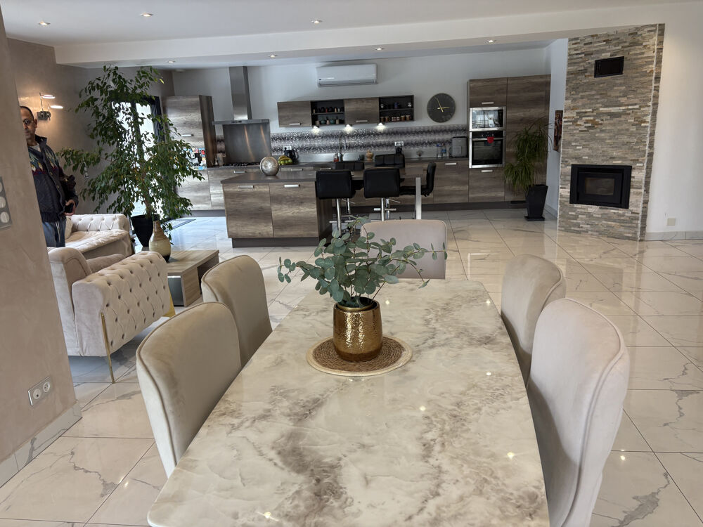 � vendre  Villa Ussac (19270)