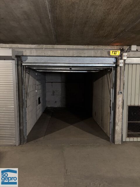  Parking / Garage � louer 1 pi�ce 12 m�