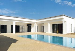  Maison � vendre 5 pi�ces 230 m� Ngaparou