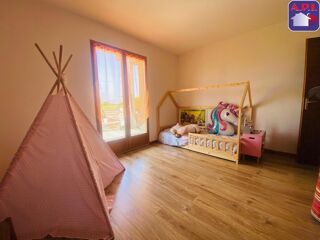  Maison  vendre 4 pices 152 m