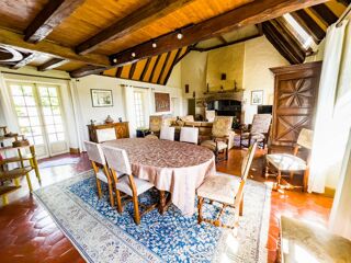  Maison  vendre 10 pices 301 m