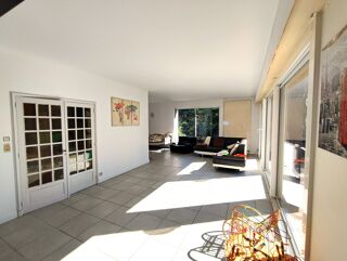  Maison � vendre 9 pi�ces 355 m�