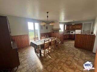  Maison � vendre 8 pi�ces 210 m�