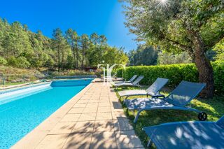  Villa � vendre 7 pi�ces 210 m�