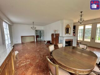  Maison à vendre 7 pièces 245 m²