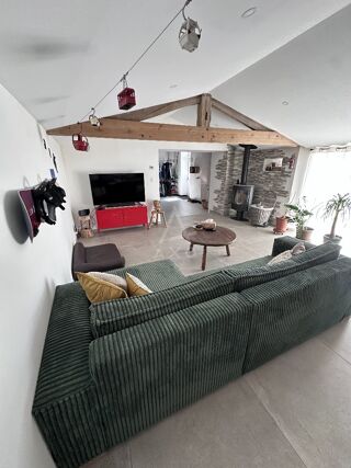  Maison à vendre 6 pièces 195 m²