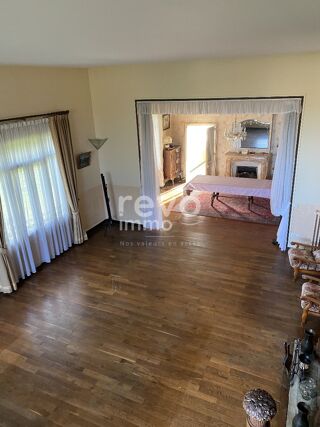  Maison � vendre 11 pi�ces 221 m� Bourg