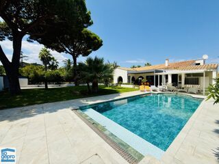  Maison � vendre 5 pi�ces 215 m�