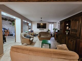  Maison  vendre 8 pices 175 m