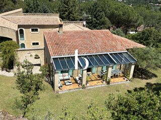  Maison  vendre 7 pices 242 m