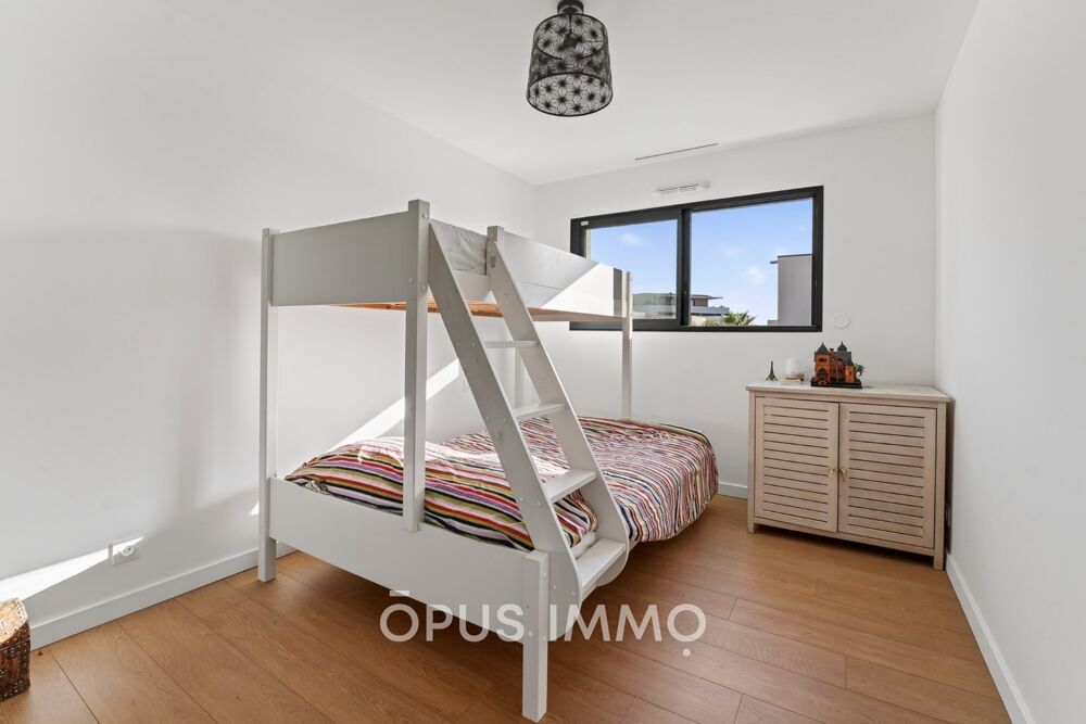 � vendre  Maison P�rols (34470)