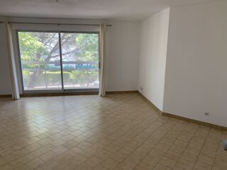  Appartement à louer 2 pièces 50 m²
