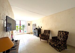  Maison � vendre 15 + pi�ces 440 m�