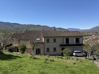  Maison � vendre 9 pi�ces 220 m�