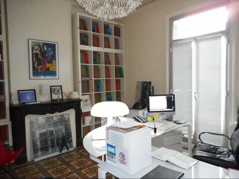   Bureau 