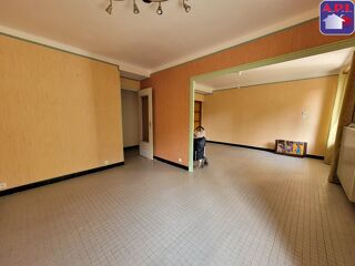  Appartement à louer 3 pièces 79 m²