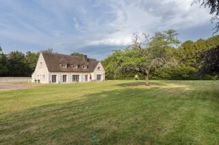  Villa � vendre 15 + pi�ces 800 m�