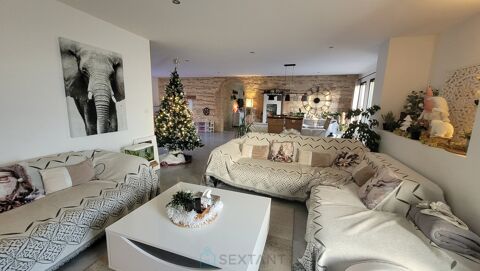   Ensemble Immobilier Maison - 4 pi�ce(s) - 245 m�