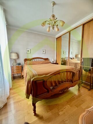  Appartement � vendre 5 pi�ces 95 m�