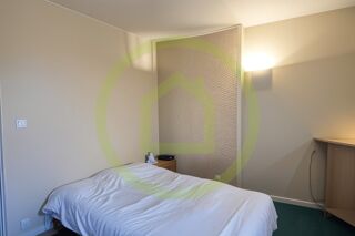  Immeuble à vendre 7 pièces 170 m²