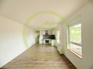  Immeuble � vendre 4 pi�ces 