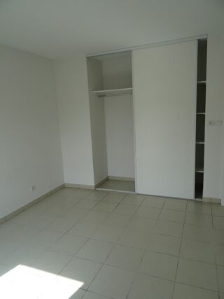  Appartement à louer 2 pièces 37 m²