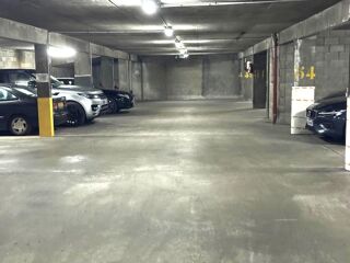  Parking / Garage  vendre 9 m