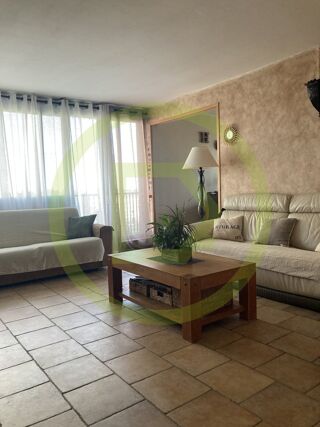  Appartement  vendre 4 pices 81 m