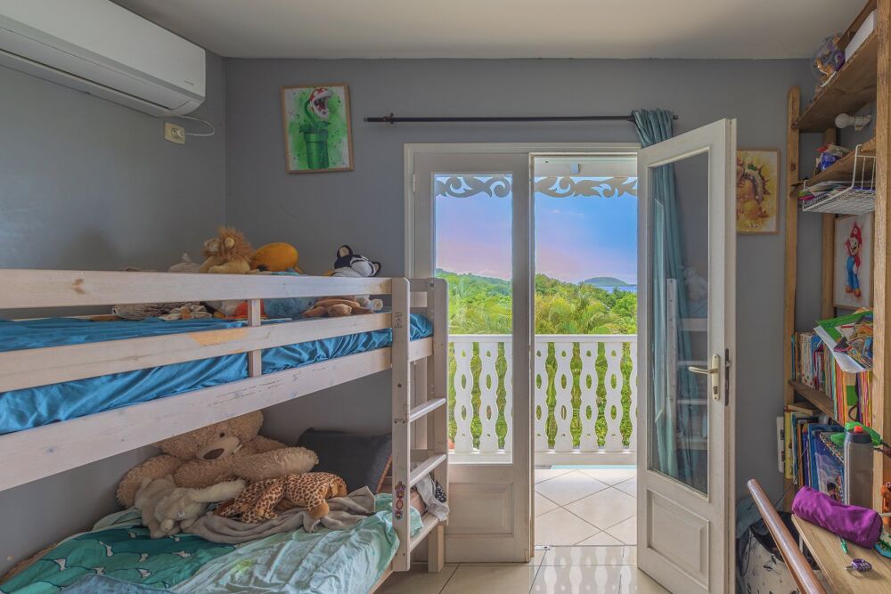 à vendre  Maison Sainte-Rose (97115)