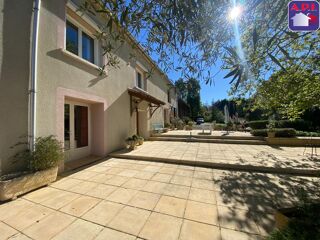  Villa � vendre 9 pi�ces 343 m�