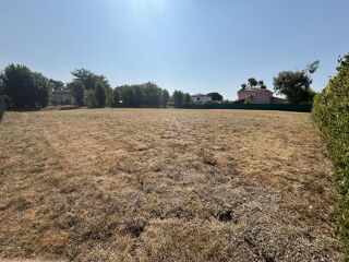 Terrain à vendre 974 m²