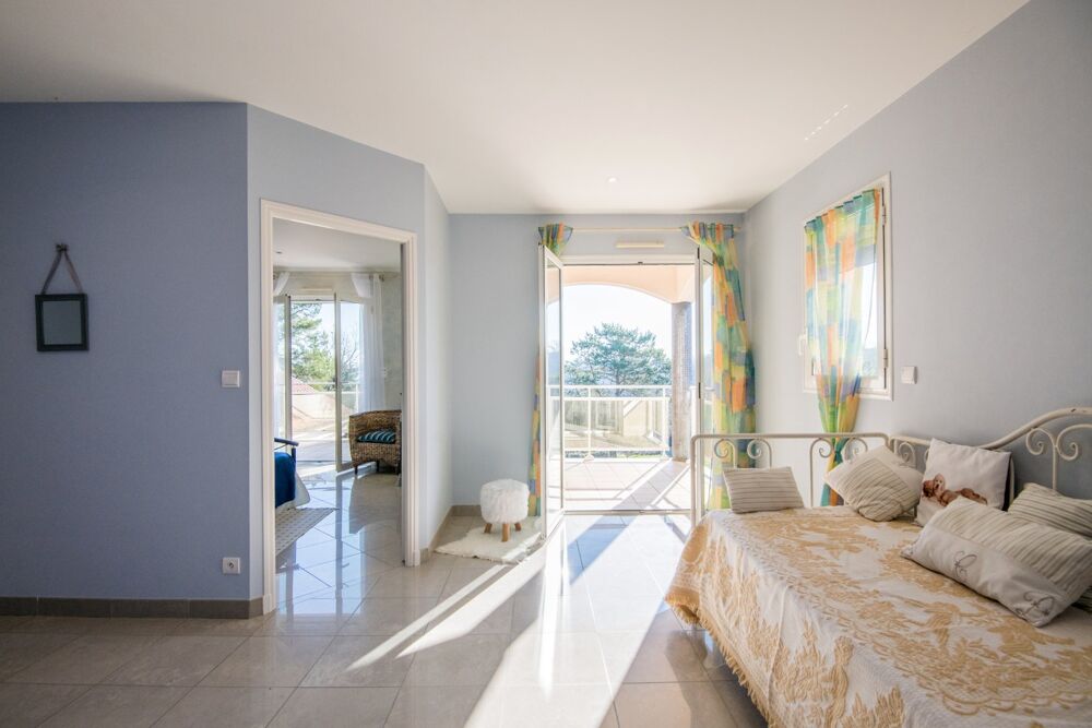 � vendre  Villa Ussac (19270)