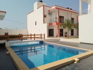  Maison � vendre 4 pi�ces 194 m� Saly