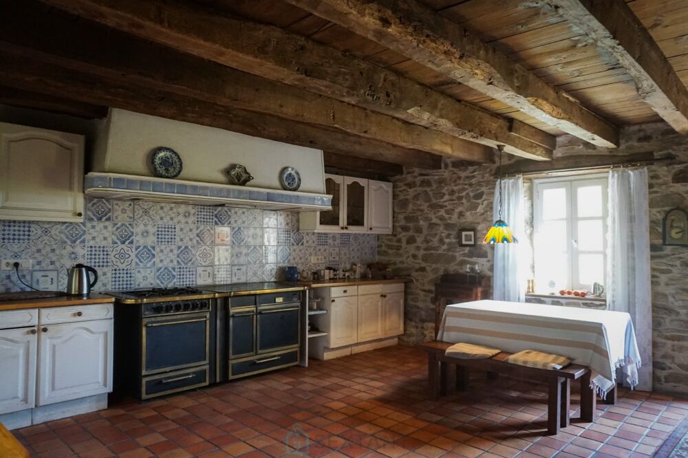 à vendre  Villa Saint-Jory-de-Chalais (24800)