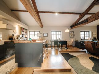  Appartement  vendre 5 pices 274 m