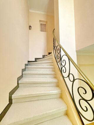  Villa � vendre 7 pi�ces 182 m�